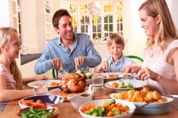 Manfaat Makan Bersama Keluarga