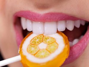 Kenalan Sama Makanan Yang Menyehakan Gigi
