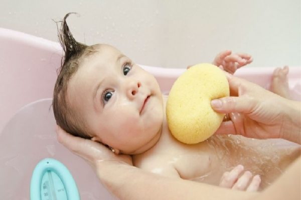 memilih sabun mandi untuk anak alergi