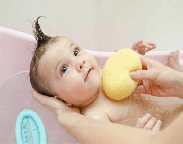 memilih sabun mandi untuk anak alergi