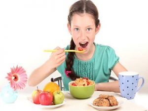 Asupan Kalori Penting Untuk Cegah Berat Badan Anak Berkurang